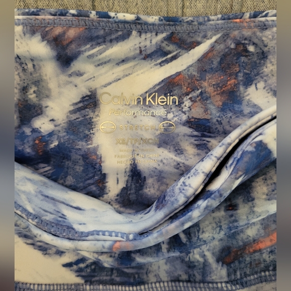 Calvin Klein Performance Bike Shorts - Picture 3 of 6